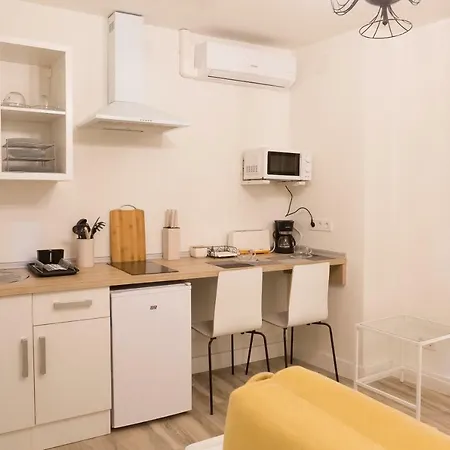 아파트 Granada City Home *